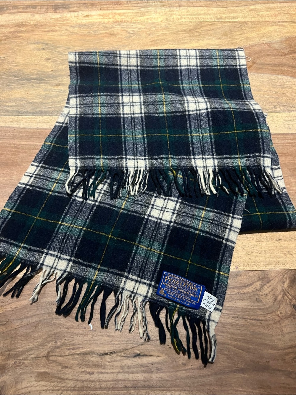 Pendleton wool scarf navy green
